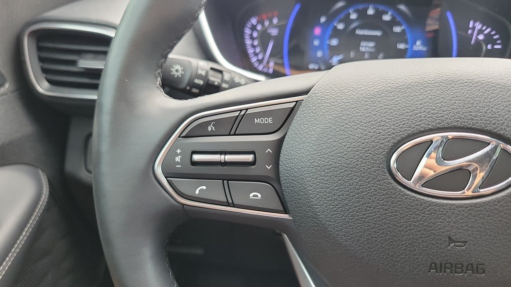 Used 2019 Red Hyundai Ultimate image 21