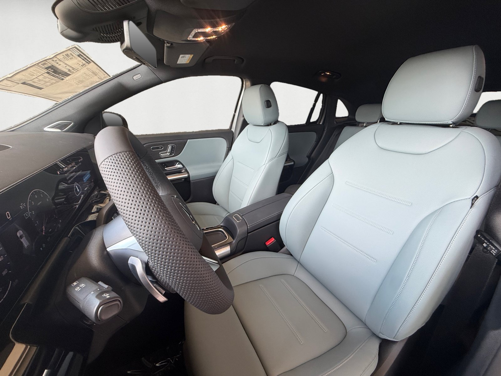 New 2026 Mountain Grey Metallic Mercedes-Benz GLA 250 image 10