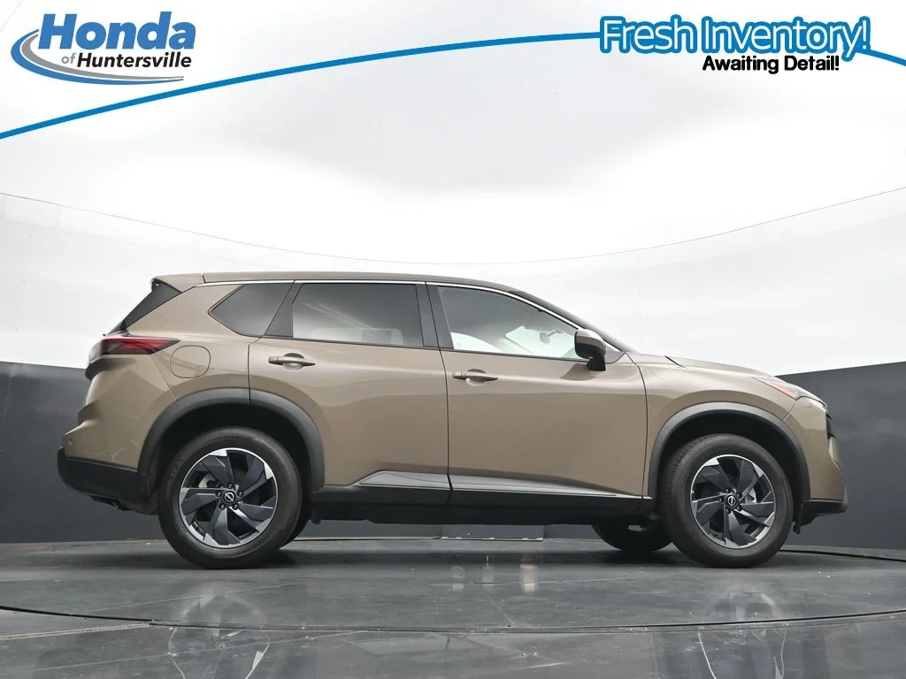 2025 Nissan Rogue SV - Photo 30
