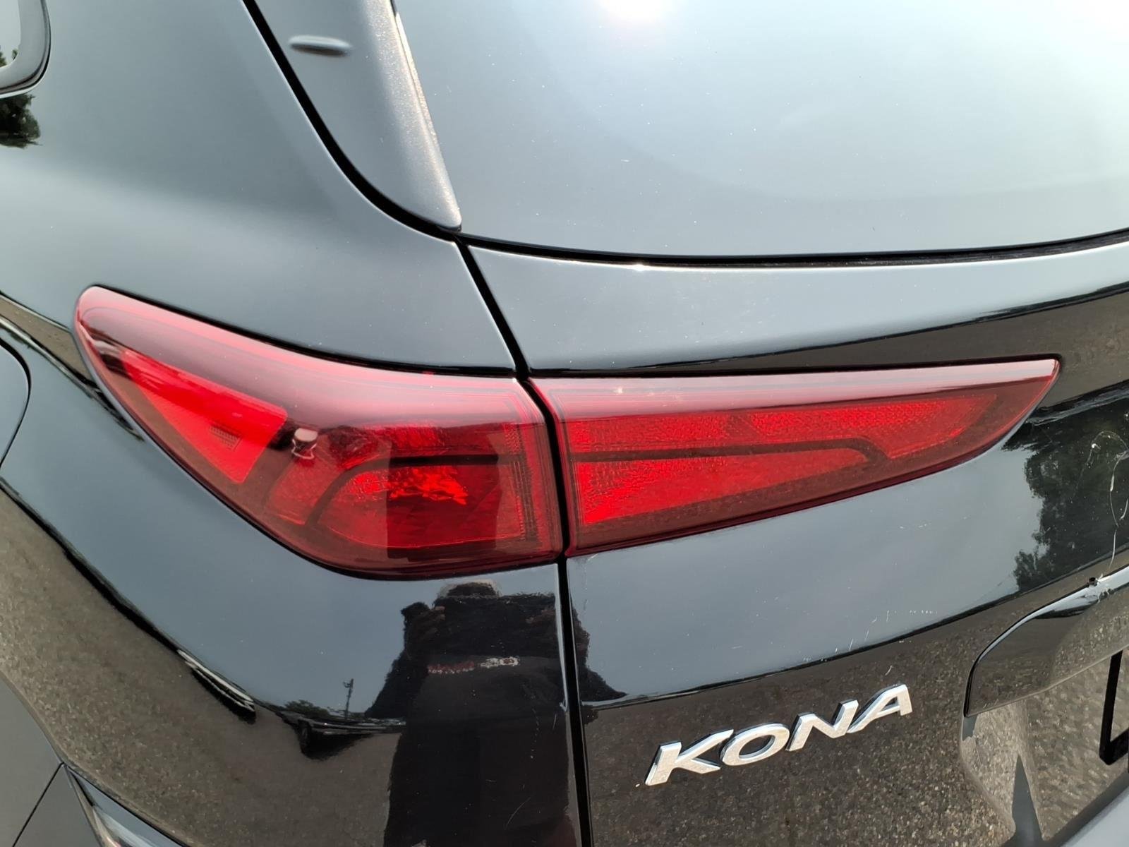 2023 Hyundai Kona SEL - Photo 16