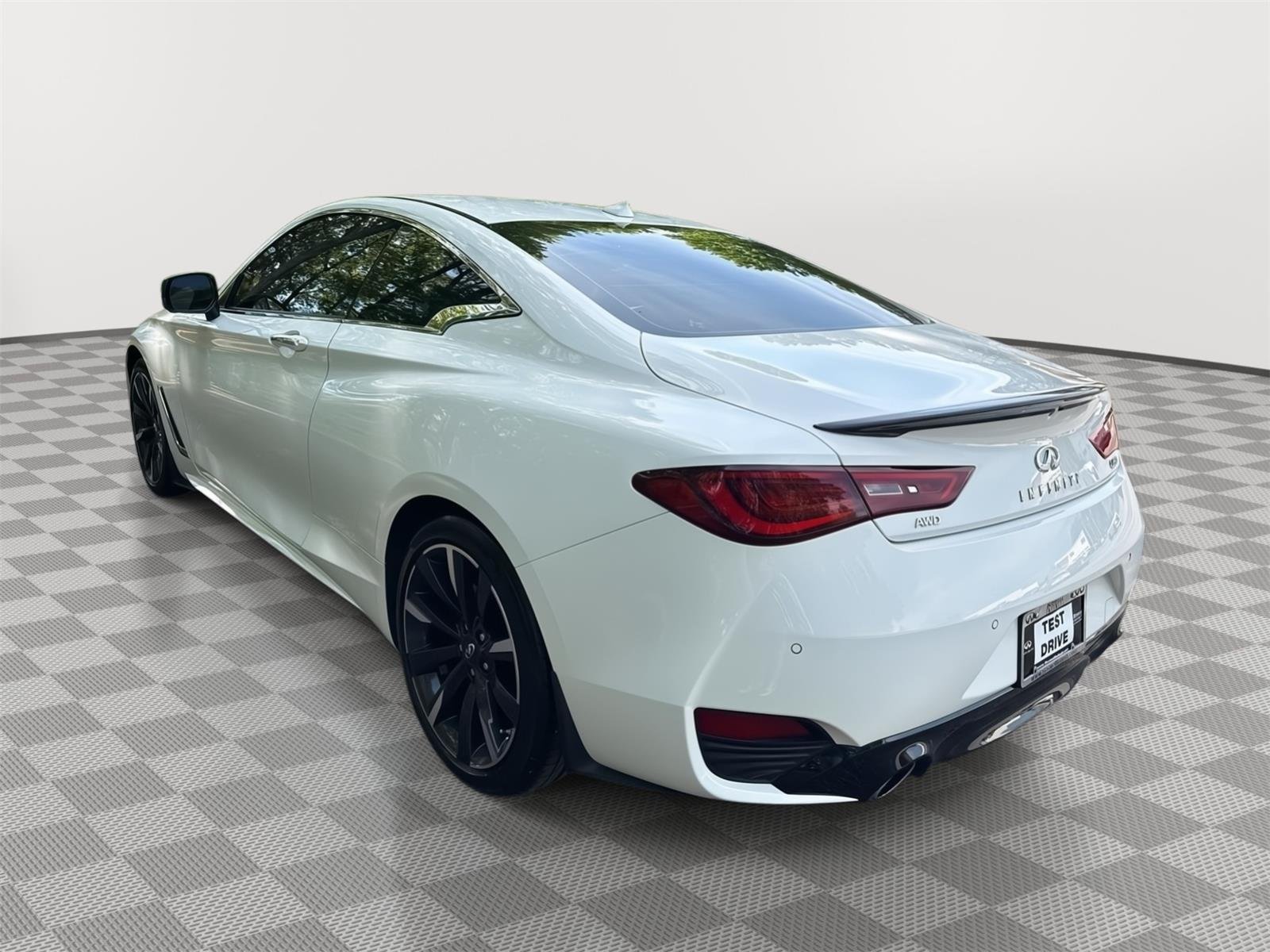 Used 2022 Pure White INFINITI LUXE image 8