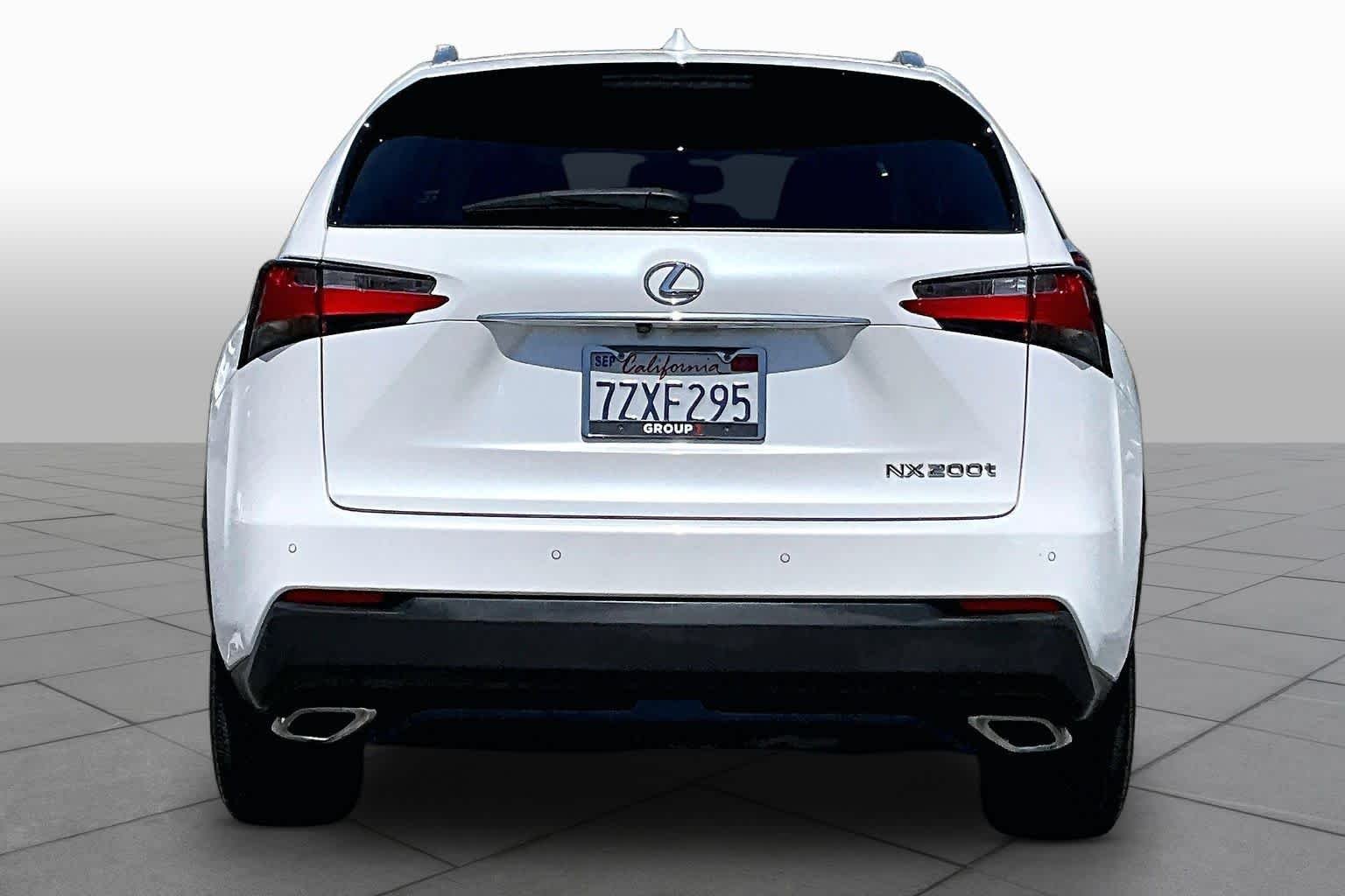 Used 2017 Eminent White Lexus  image 4