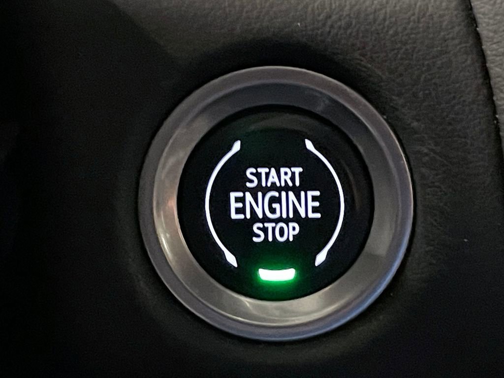 Used 2022 Black Chevrolet LS image 31