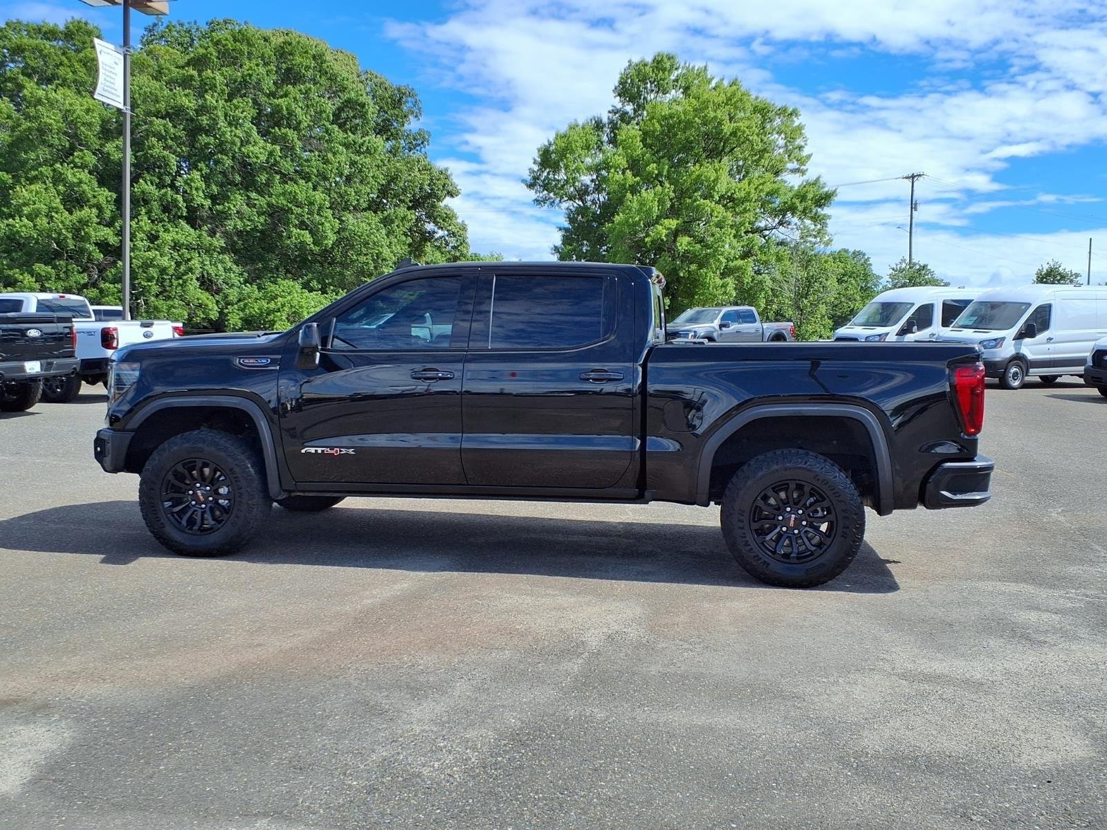 Used 2023 Onyx Black GMC AT4X image 3