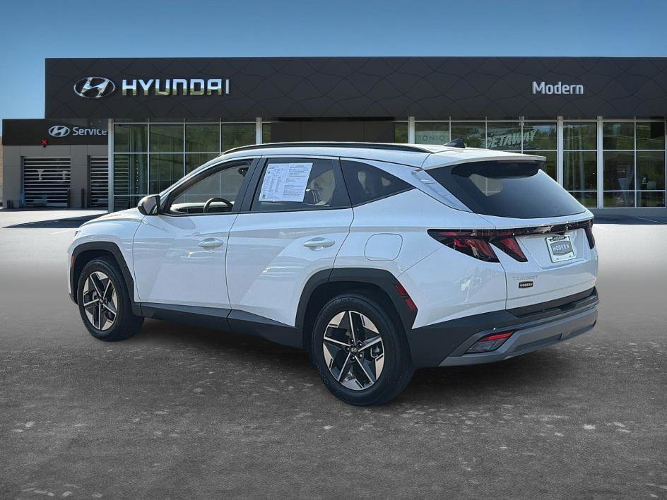 Used 2025 Serenity White Pearl Hyundai SEL image 5