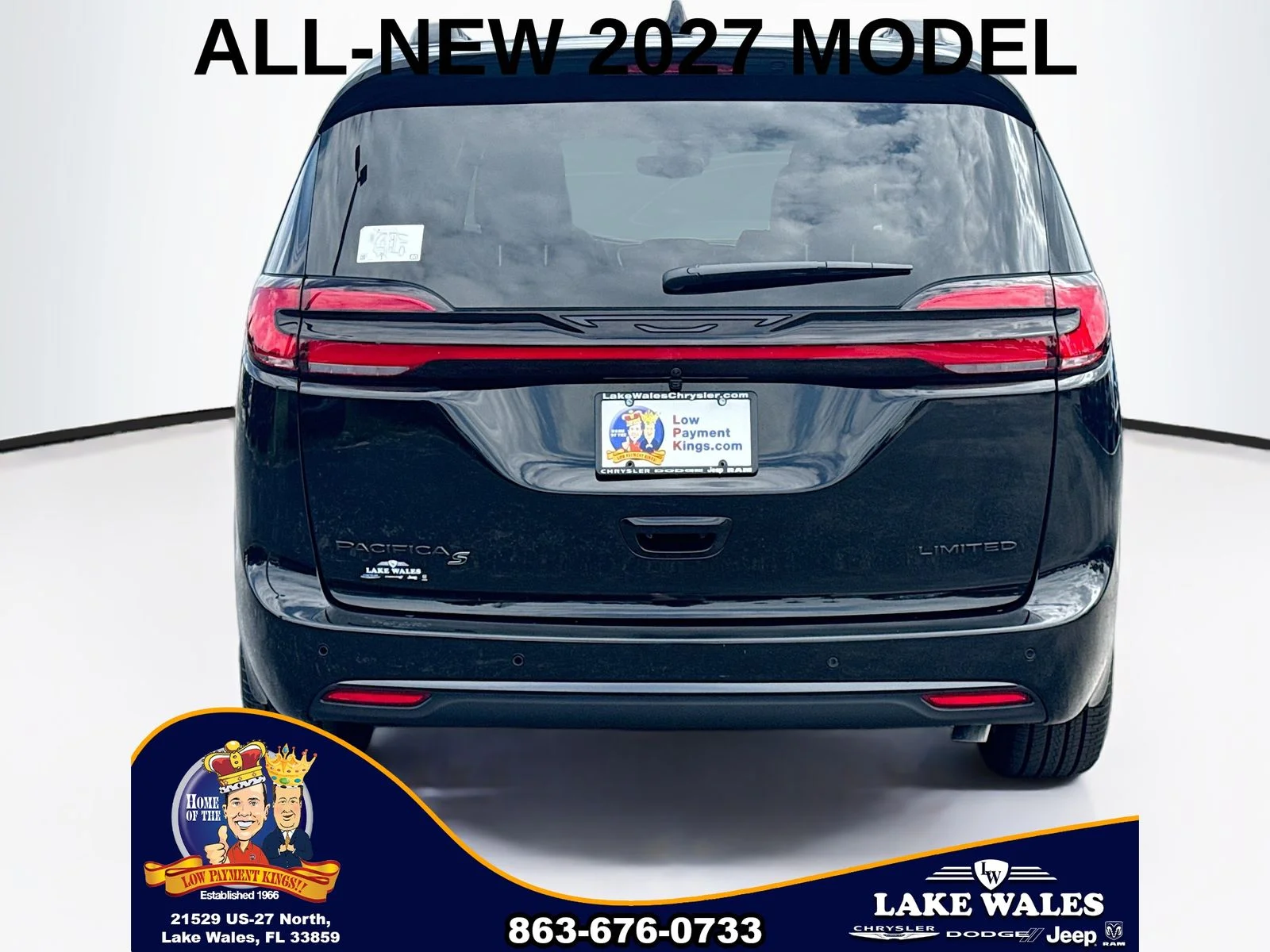 New 2027 Diamond Black Crystal Pearl-Coat Exterior Paint Chrysler Limited image 5