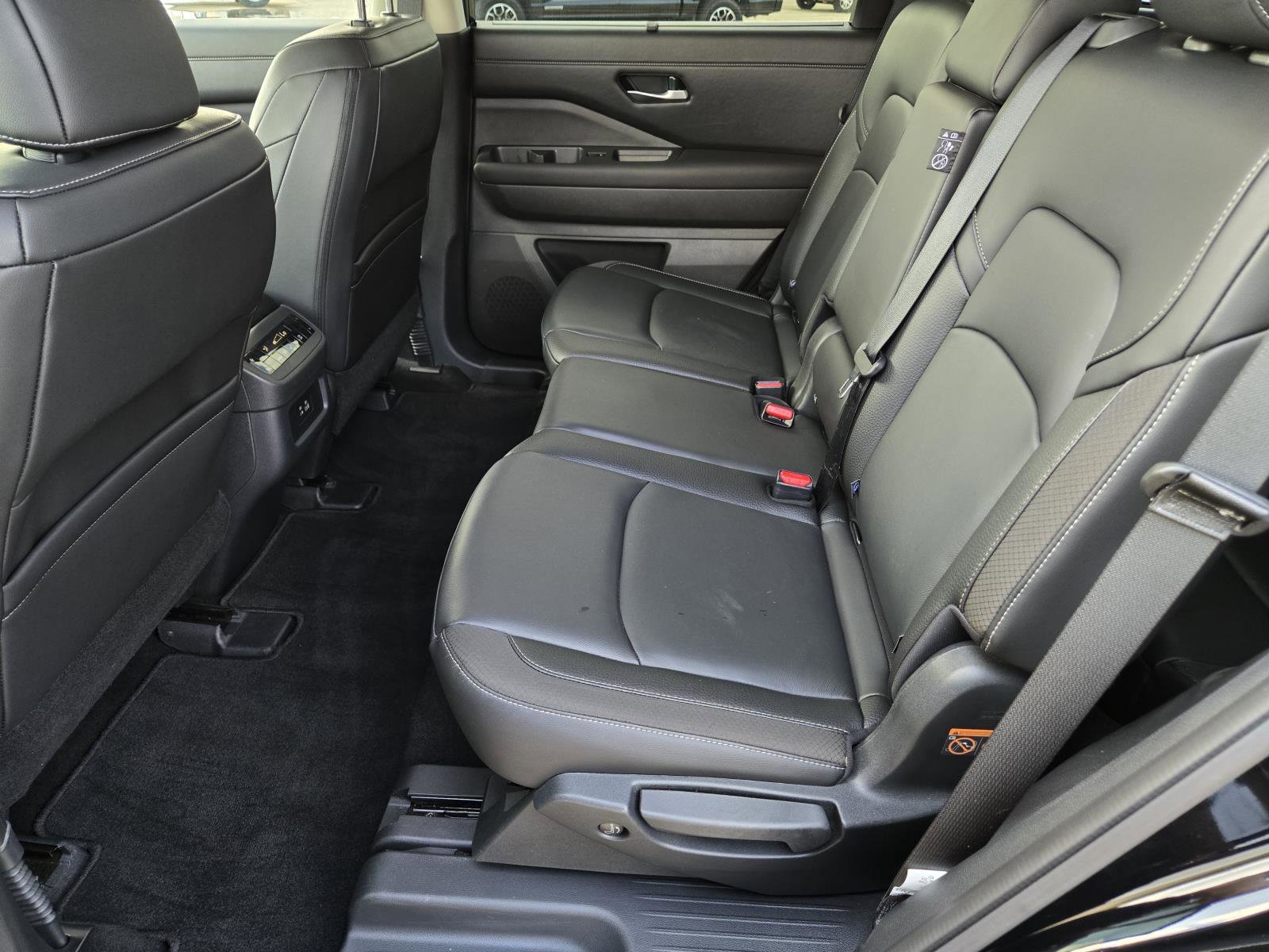 Used 2025 Super Black Nissan SL image 21