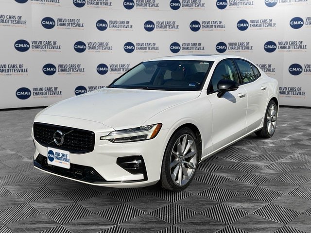 2021 Volvo S60 Momentum