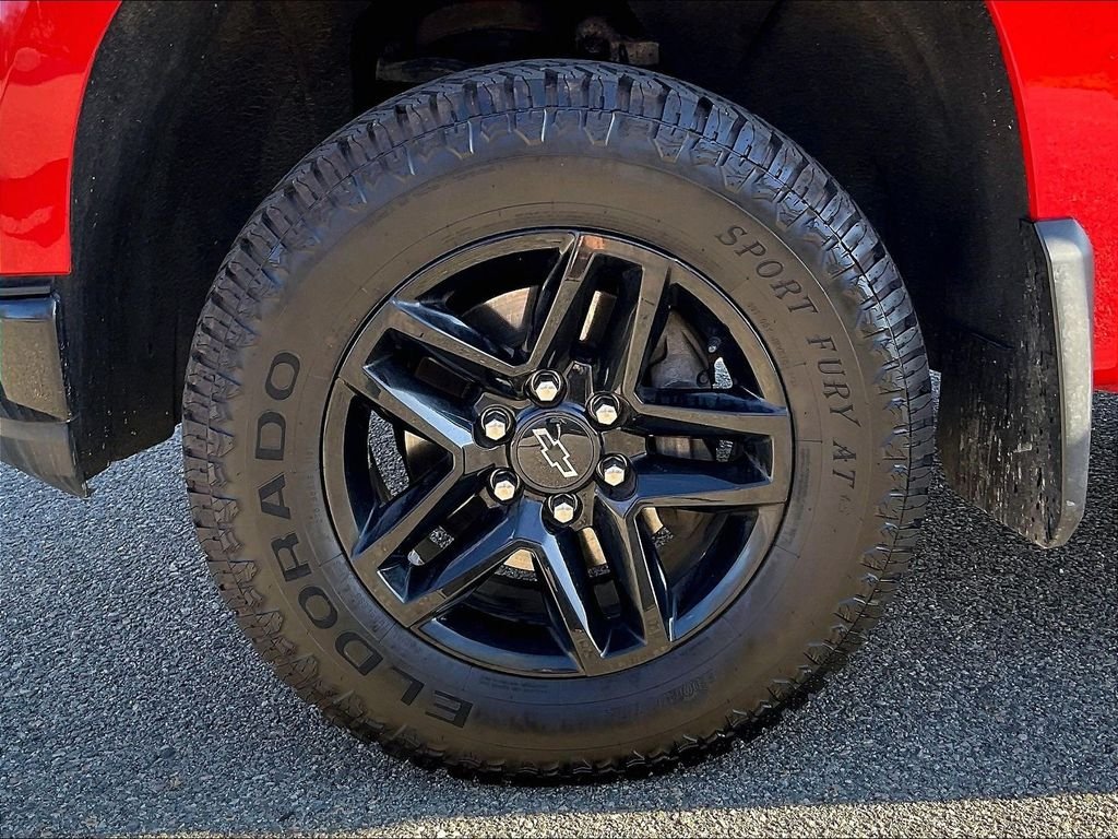 Used 2021 Red Chevrolet LT Trail Boss image 7