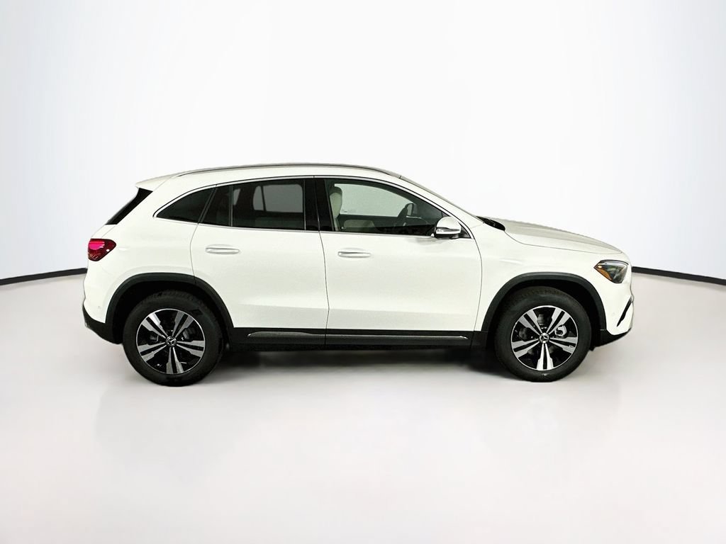 New 2026 Polar White Mercedes-Benz GLA 250 image 40