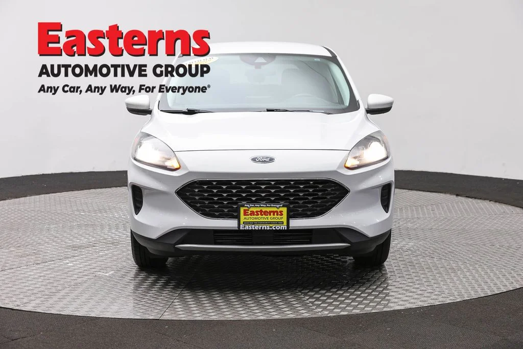 Used 2021 Ford Escape SE with VIN 1FMCU9G60MUA73329 for sale in Camp Springs, MD