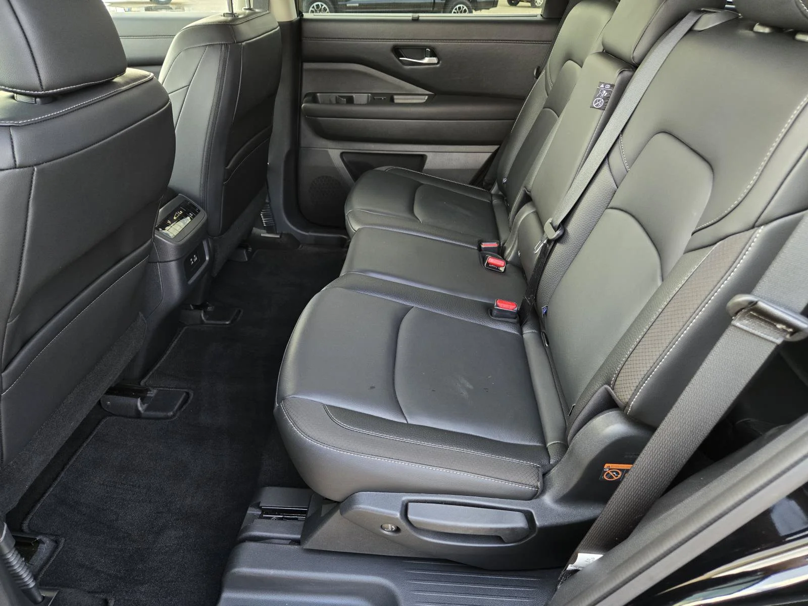 Used 2025 Super Black Nissan SL image 21