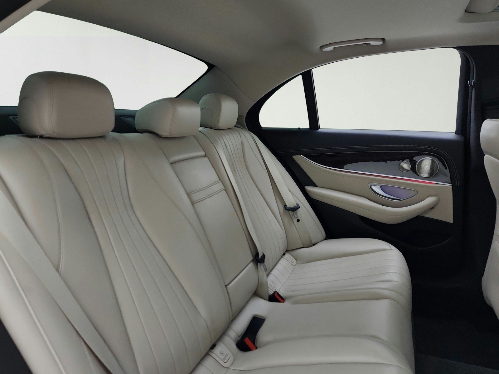 Certified Used 2022 Polar White Mercedes-Benz E 350 image 27