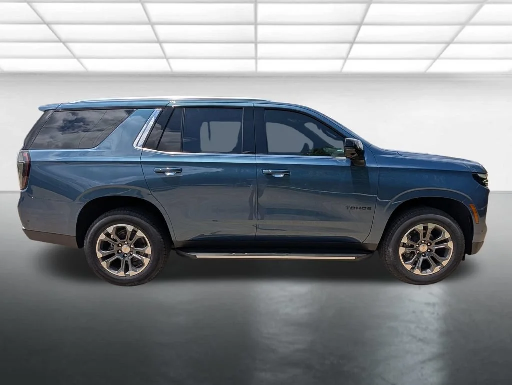 New 2026 Lakeshore Blue Metallic Chevrolet LT image 35