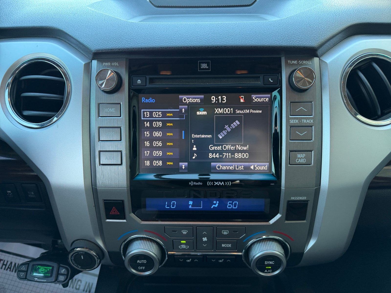 Used 2014 Sunset Bronze Mica Toyota LTD image 21