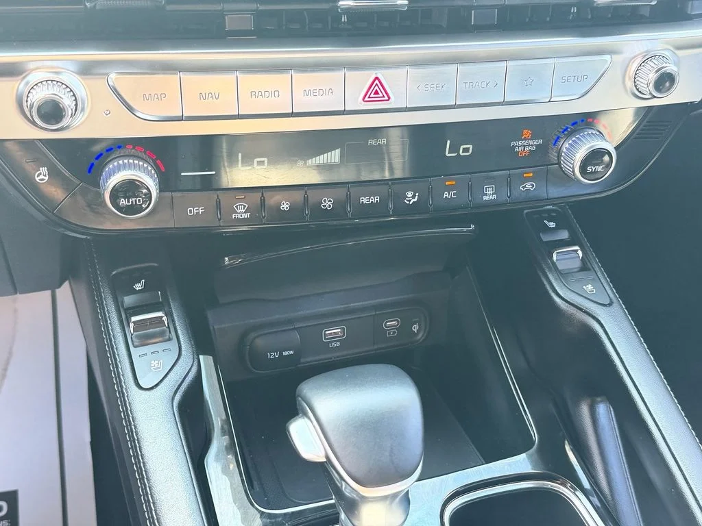 Used 2025 Wolf Gray Kia EX X-Pro image 27