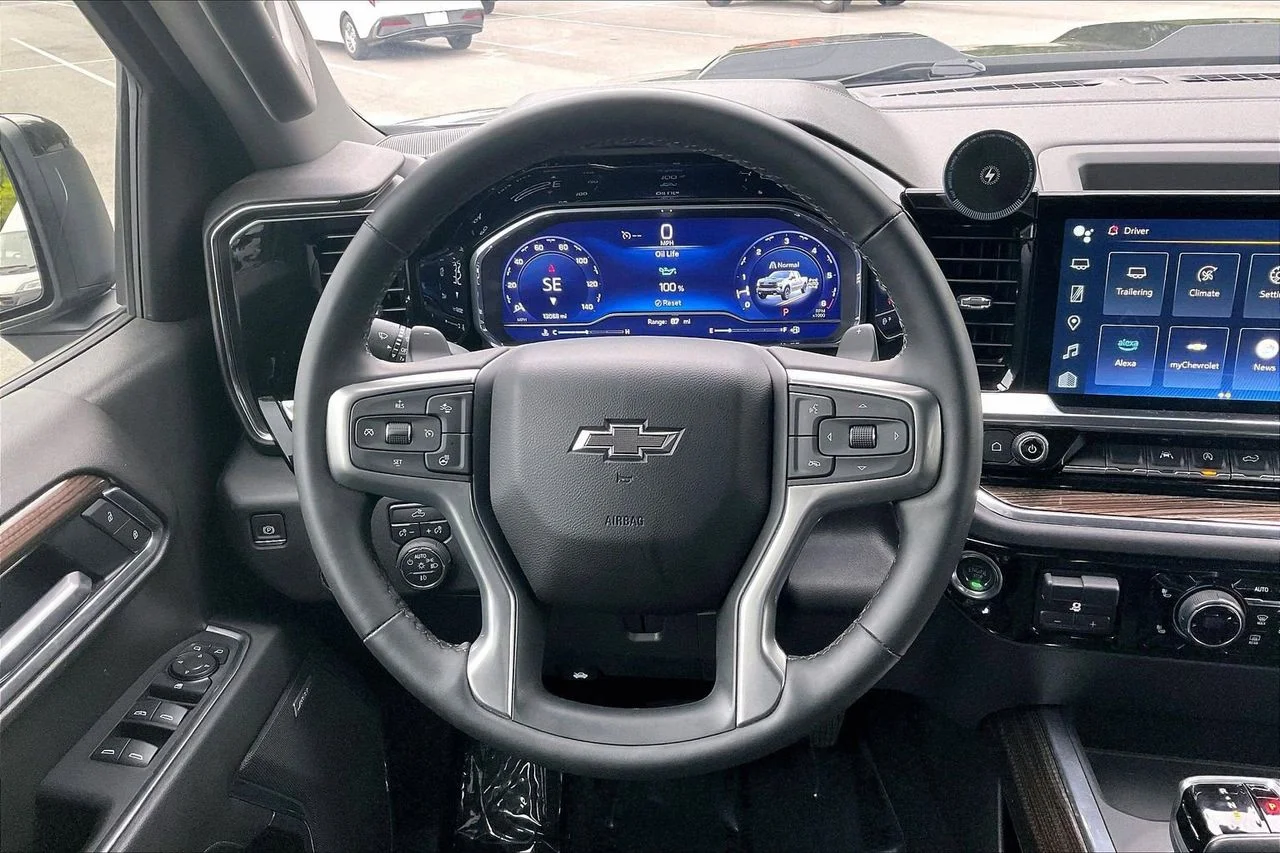 Certified Used 2025 Gray Chevrolet LT Trail Boss image 10