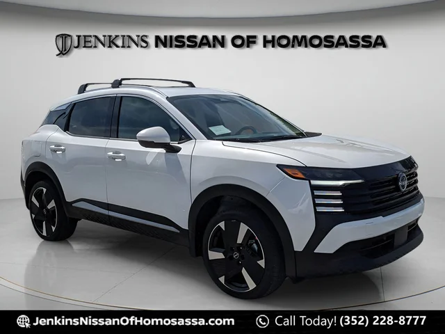 2025 Nissan Kicks SR