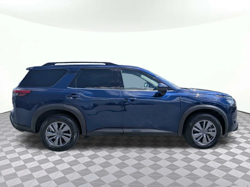 Certified Used 2025 Deep Ocean Blue Nissan SV image 2