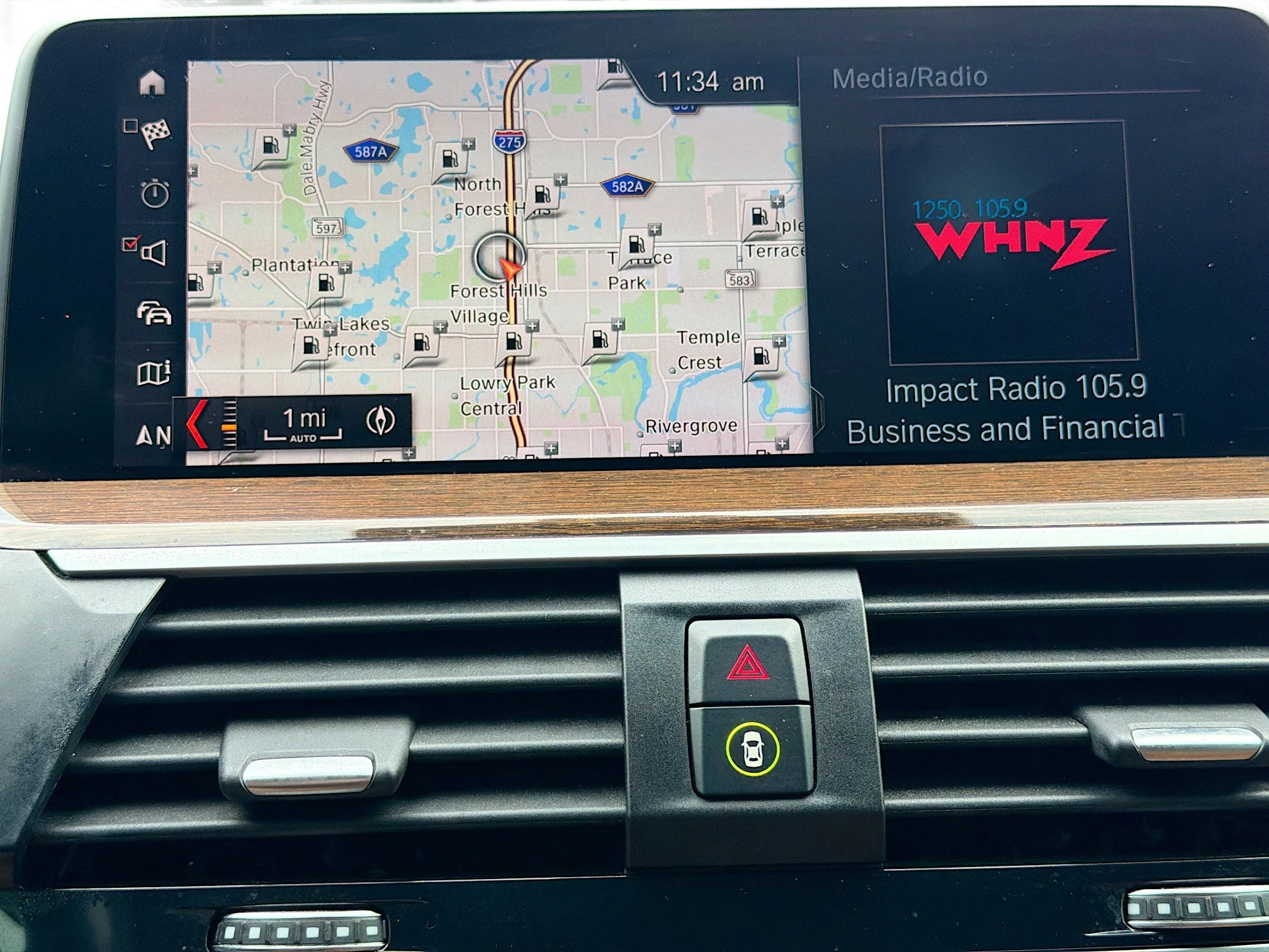 Used 2019 Jet Black BMW sDrive30i image 32