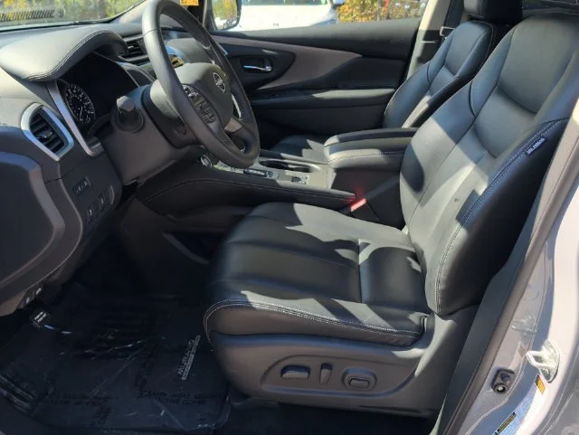 Used 2024 Gray Nissan SV image 28