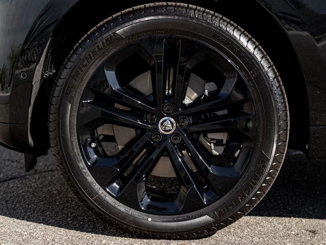 New 2026 Santorini Black Jaguar P250 R-Dynamic S image 11