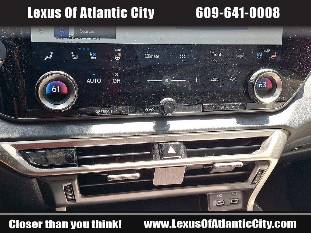 2023 Lexus RX 350 - Photo 16