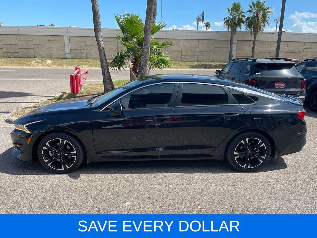 Used 2024 Black Kia GT-Line image 3