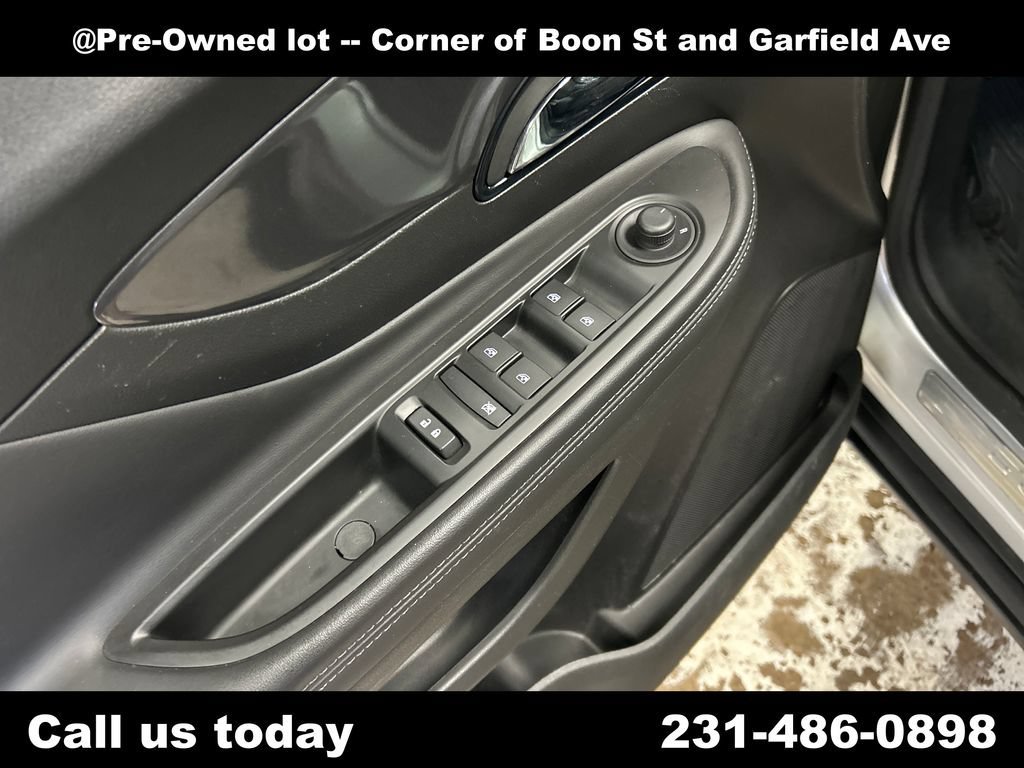 Used 2022 Quicksilver Metallic Buick Preferred image 16
