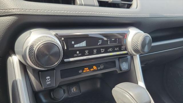 Certified Used 2025 MIDNIGHT BLACK METALLIC Toyota  image 17