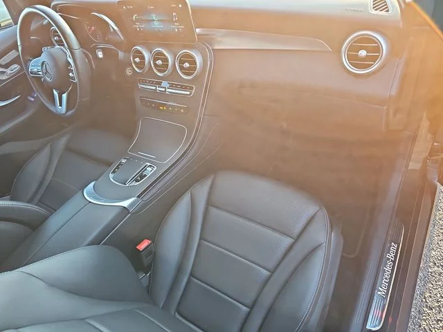 Used 2022 Gray Mercedes-Benz GLC 300 image 29