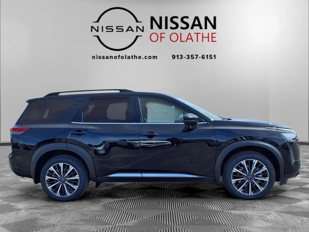 New 2026 Super Black Nissan Platinum image 32