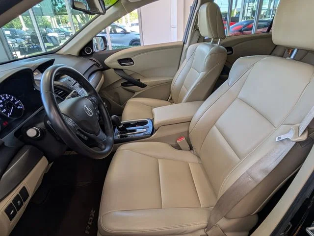 Used 2017 Black Acura Base image 5