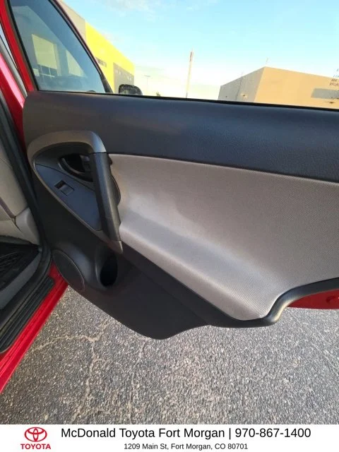Used 2012 Red Toyota Base image 20