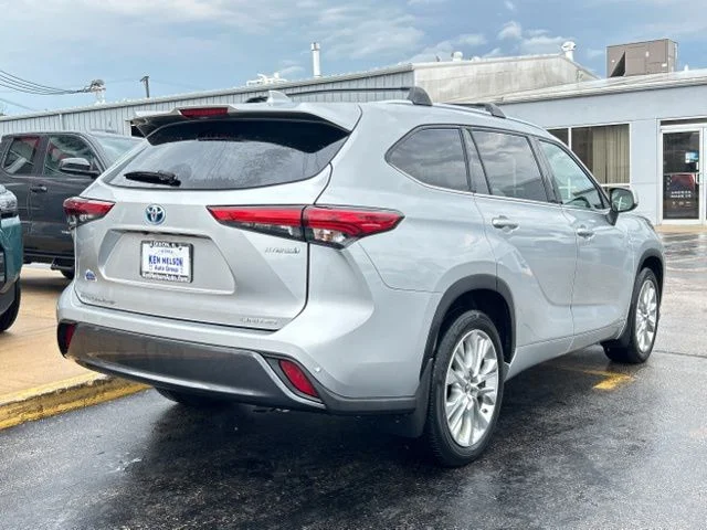 Used 2022 Celestial Silver Metallic Toyota Limited image 13