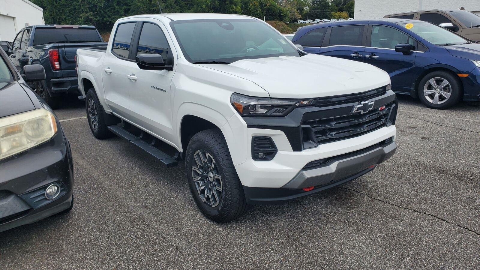 Used 2026 Summit White Chevrolet Z71 image 2
