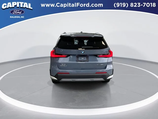 Used 2023 Gray BMW xDrive28i image 7