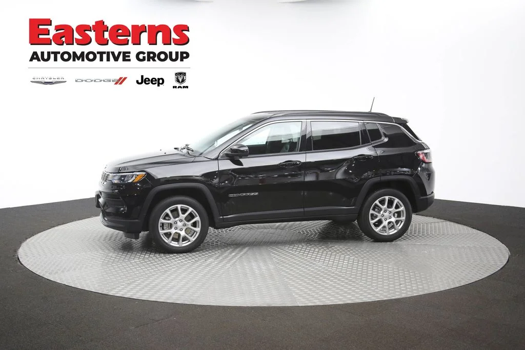 Certified Used 2024 Black Jeep Latitude Lux image 58