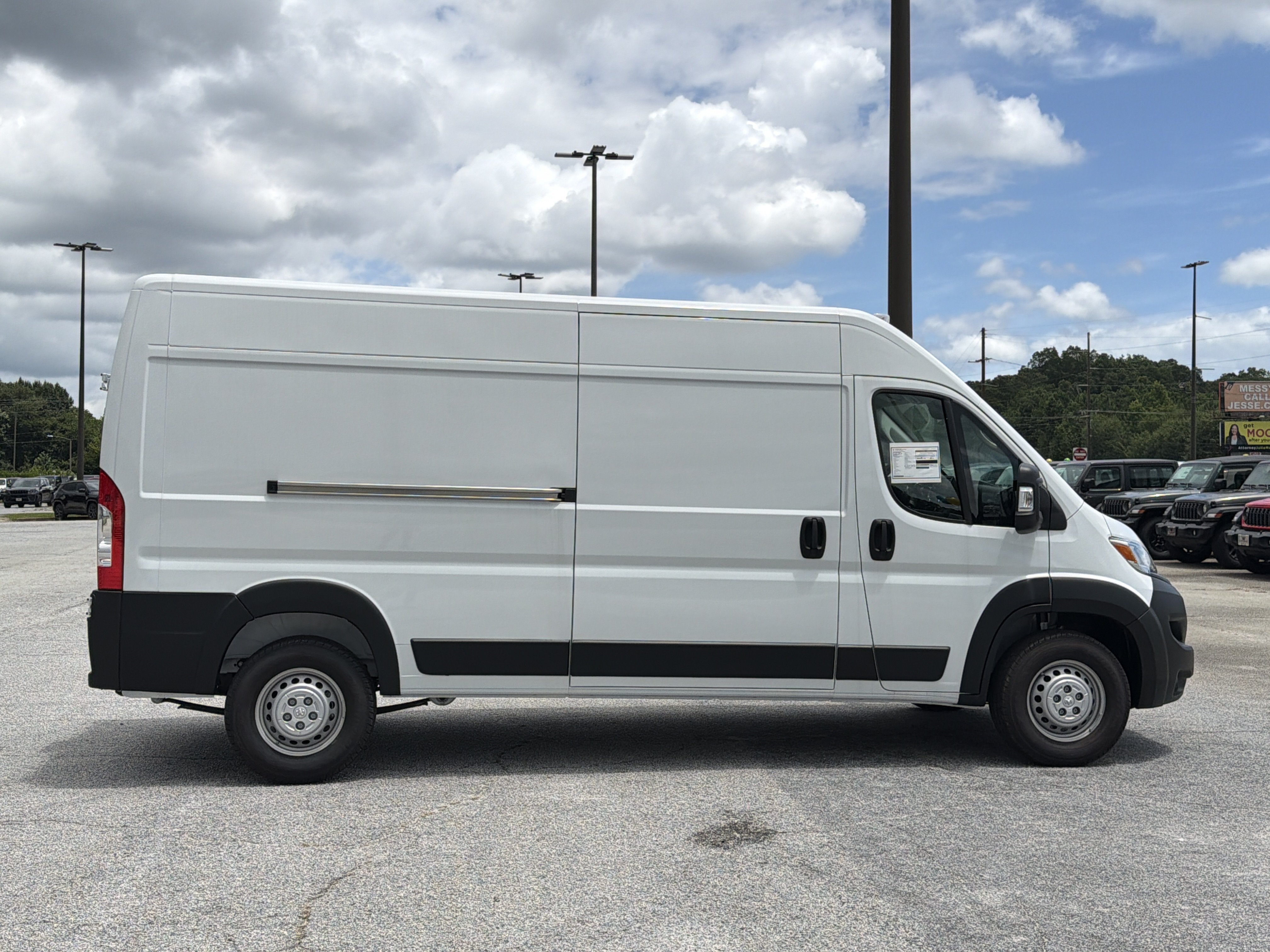 New 2026 Bright White Clearcoat RAM Tradesman image 9