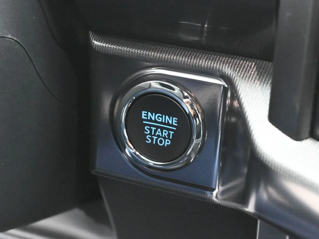 New 2026 Oxford White Ford Lariat image 13