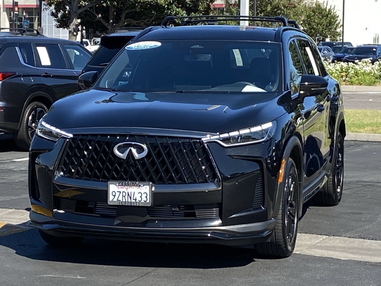 New 2027 Mineral Black INFINITI SPORT image 7