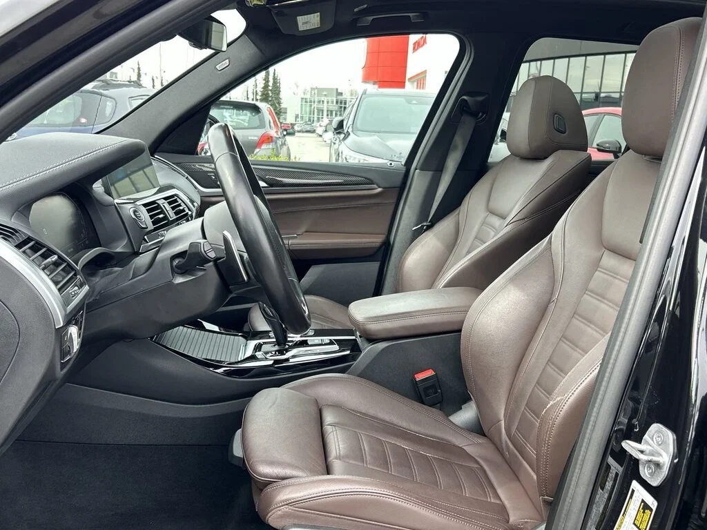 Used 2021  BMW M40i Dilawri Certified  Local BC   Clean Title image 19