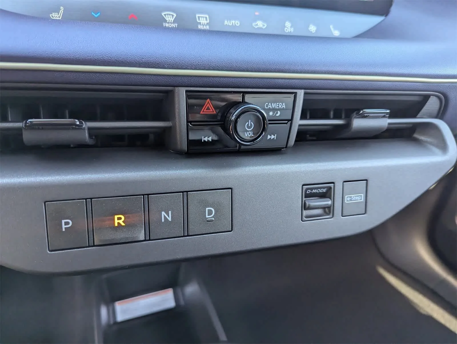 2026 Nissan LEAF SV+ - Photo 23