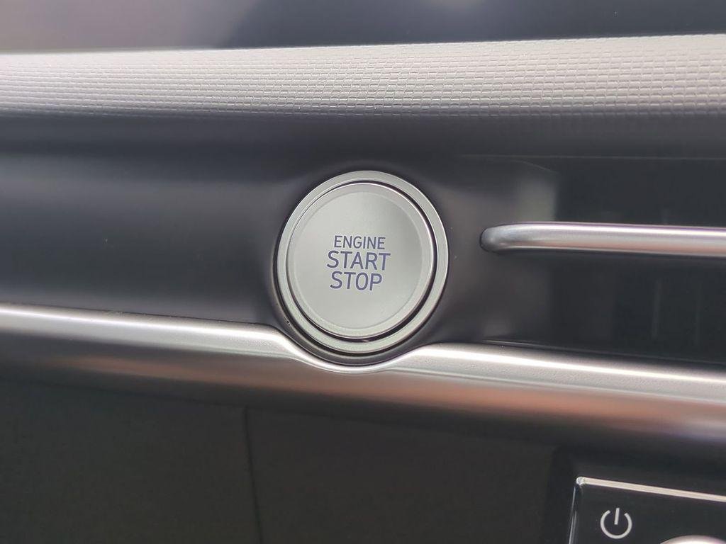 New 2026 White Hyundai Blue image 36
