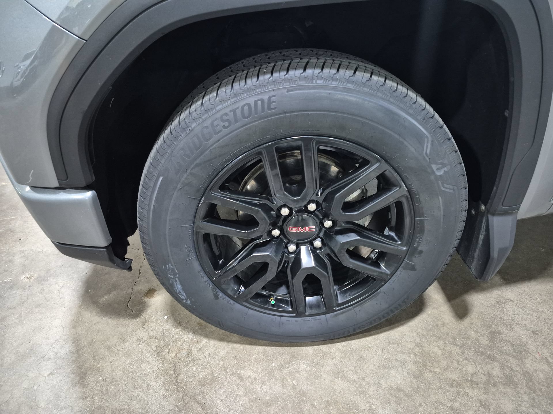 Used 2023 Gray GMC Elevation image 30