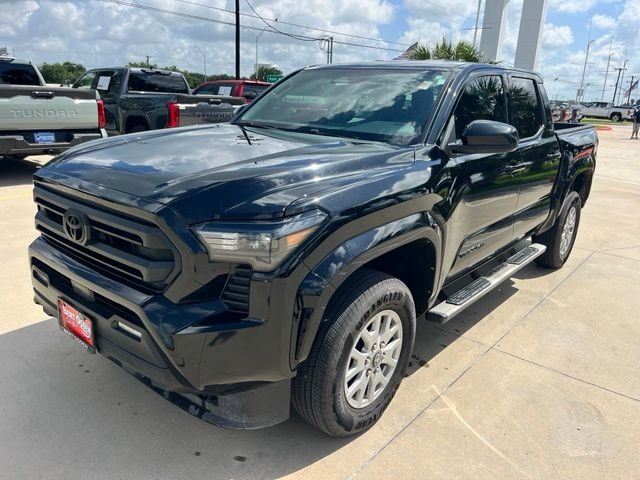 Used 2025 Black Toyota SR5 image 3