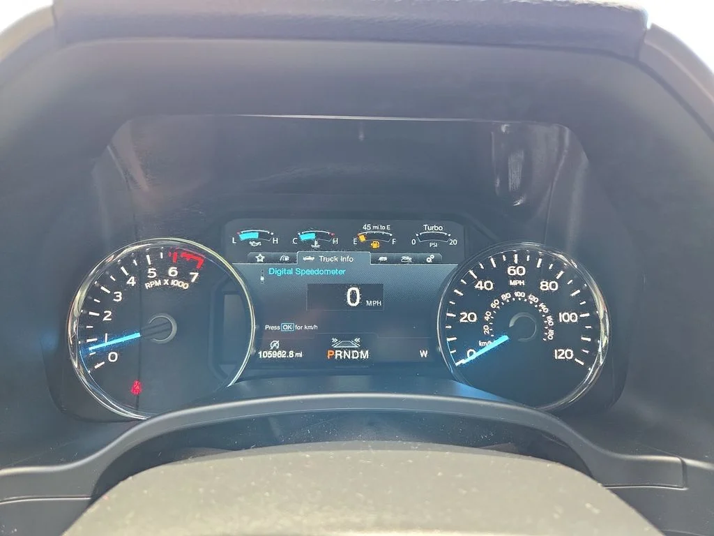 Used 2018 White Ford Platinum image 21