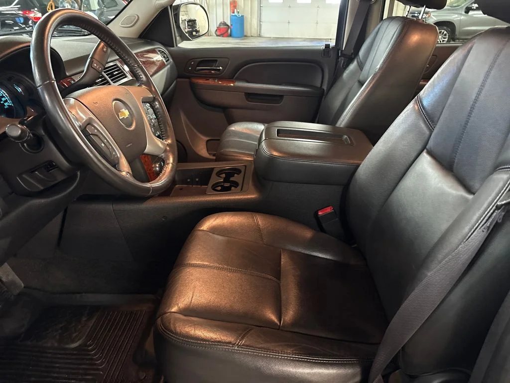 Used 2013 Silver Chevrolet LT image 14