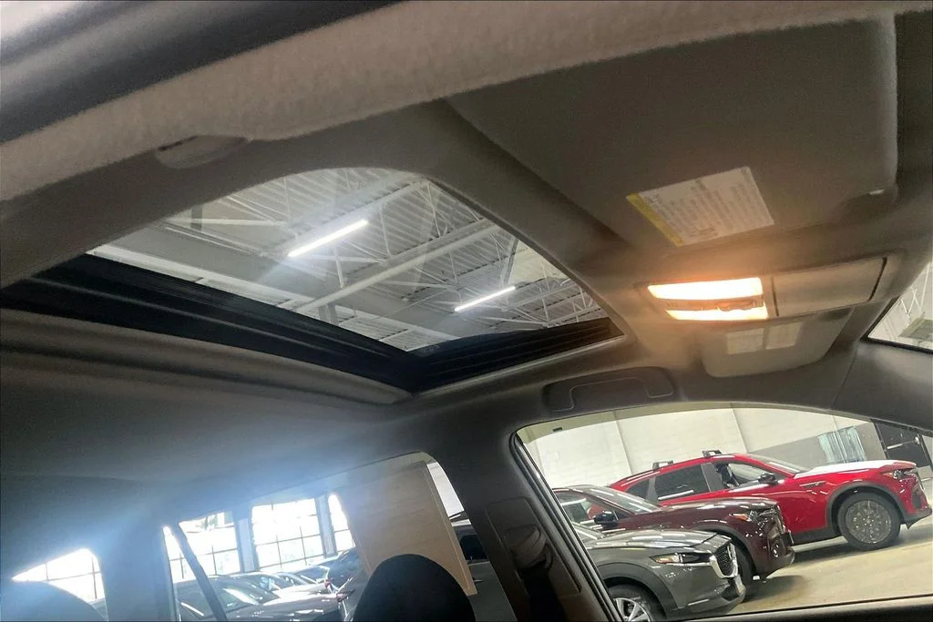 Used 2008 Silver Toyota Sport image 21