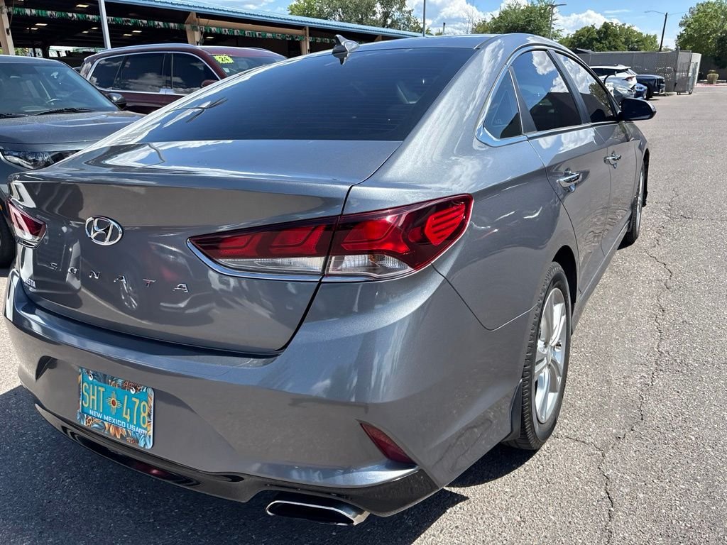 Used 2018 Gray Hyundai SEL image 12